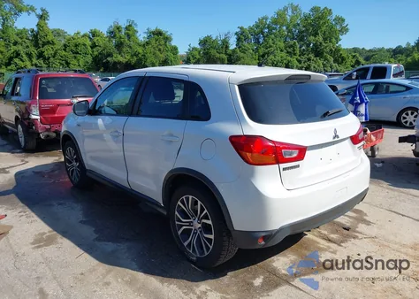 2016 Mitsubishi Outlander Sport 2.0 Es z USA, uszkodzony, nr VIN JA4AP3AU0GZ053106